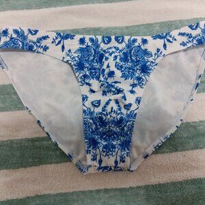 NWOT GREAT ASIA SWIM BRIEF, BLUE FLOWERS ON WHITE, ASIAN SIZE "L"